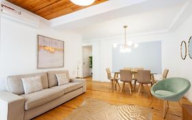 Flh Sao Bento Apartment With Balcony